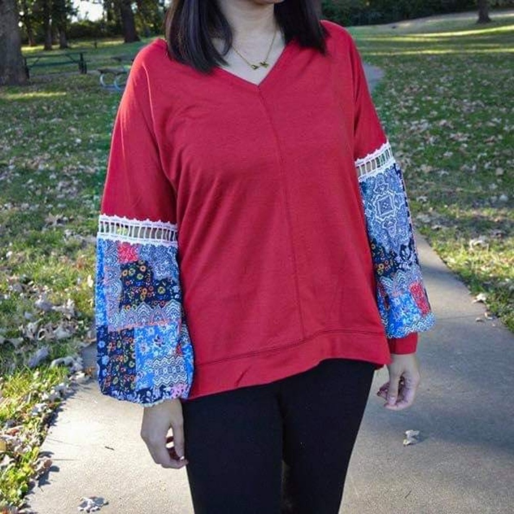 Printed Bubble Sleeve Splice Scarlet Tunic Top
